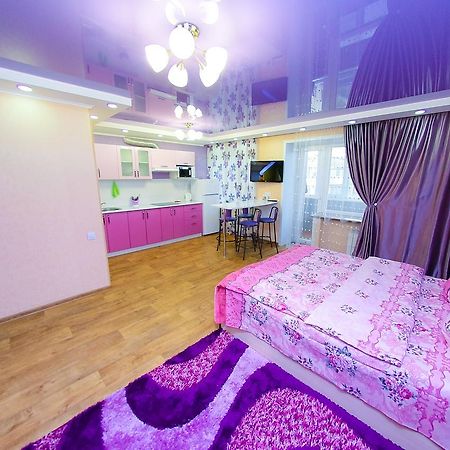 شقة Apartlux On Slavskogo 26 View River Ustʼ-Kamenogorsk المظهر الخارجي الصورة